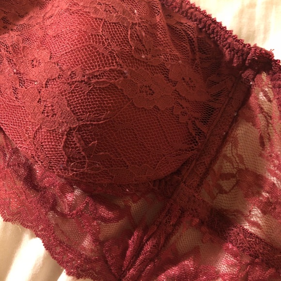 Strapless Bralette - Picture 2 of 3